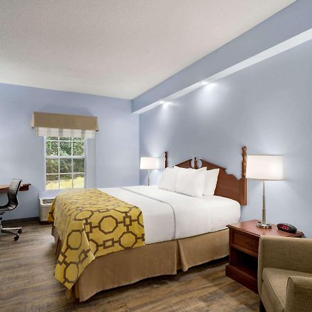 Baymont By Wyndham Henderson Oxford Hotel Exterior photo
