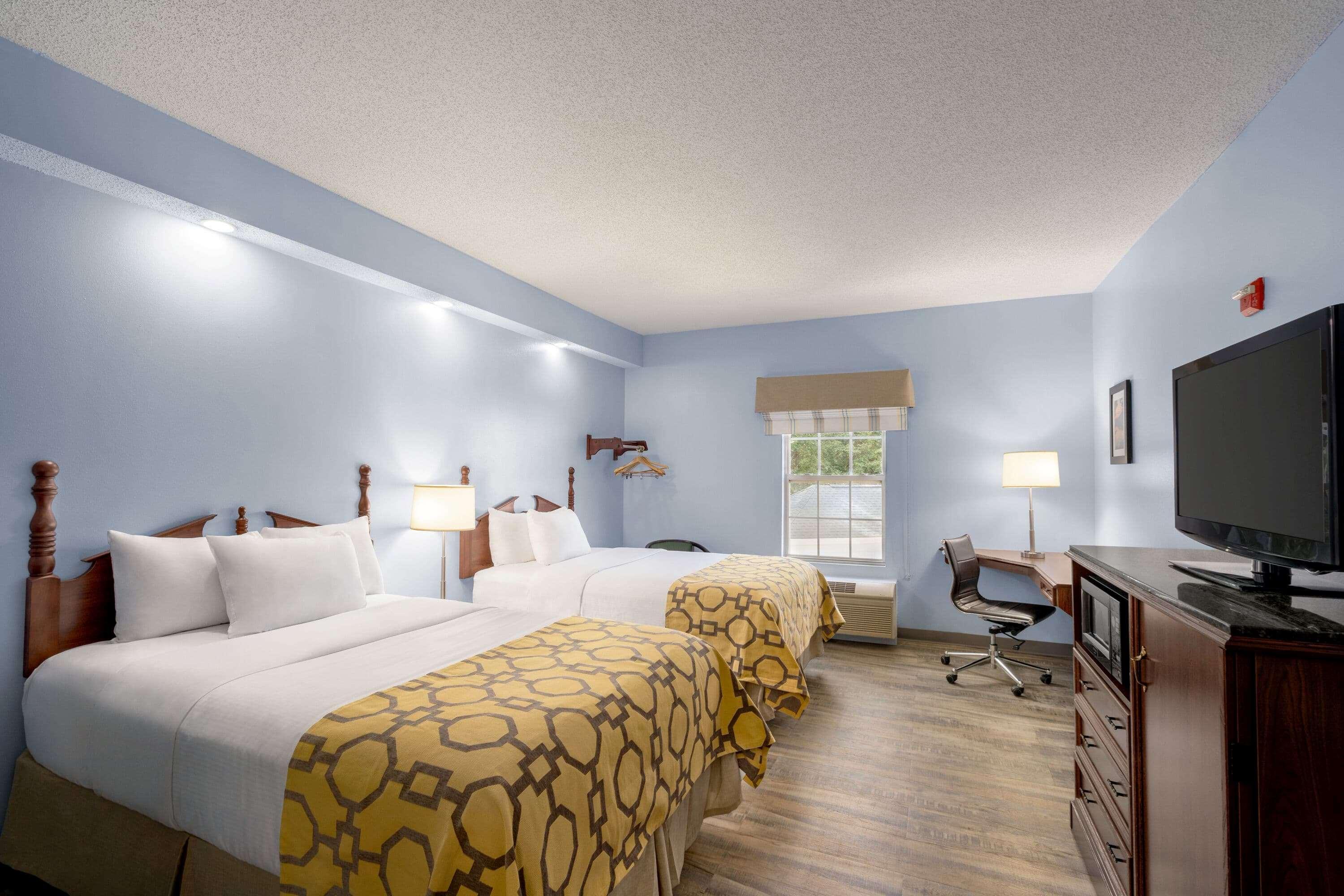 Baymont By Wyndham Henderson Oxford Hotel Exterior photo