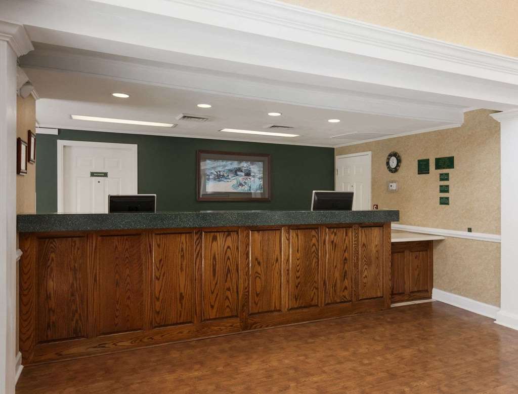 Baymont By Wyndham Henderson Oxford Hotel Interior photo